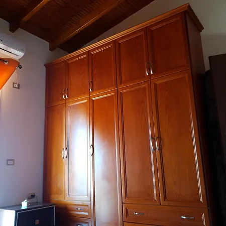 Lumturie's 360 Sea View