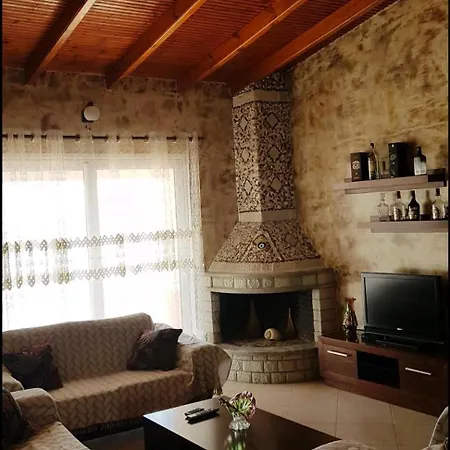 Lumturie's 360 Sea View *