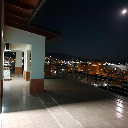 Appartement Lumturie's 360 Sea View