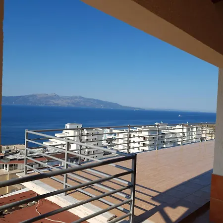Lumturie's 360 Sea View Appartement Sarandë