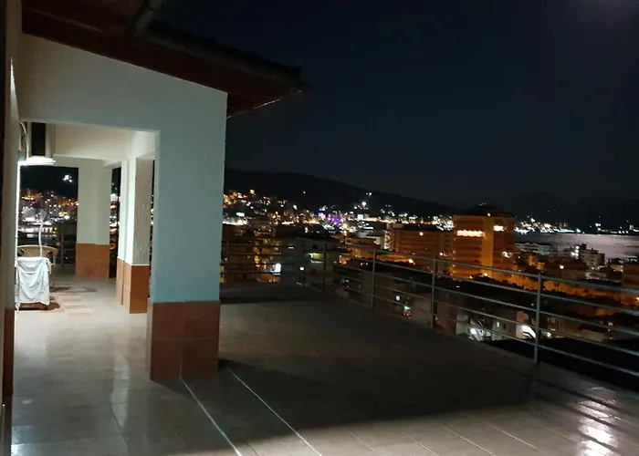 Appartement Lumturie's 360 Sea View